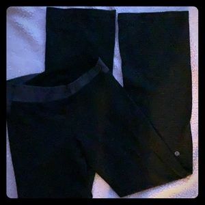 Lululemon rare bootcut sweatpants.. ⭐️⭐️